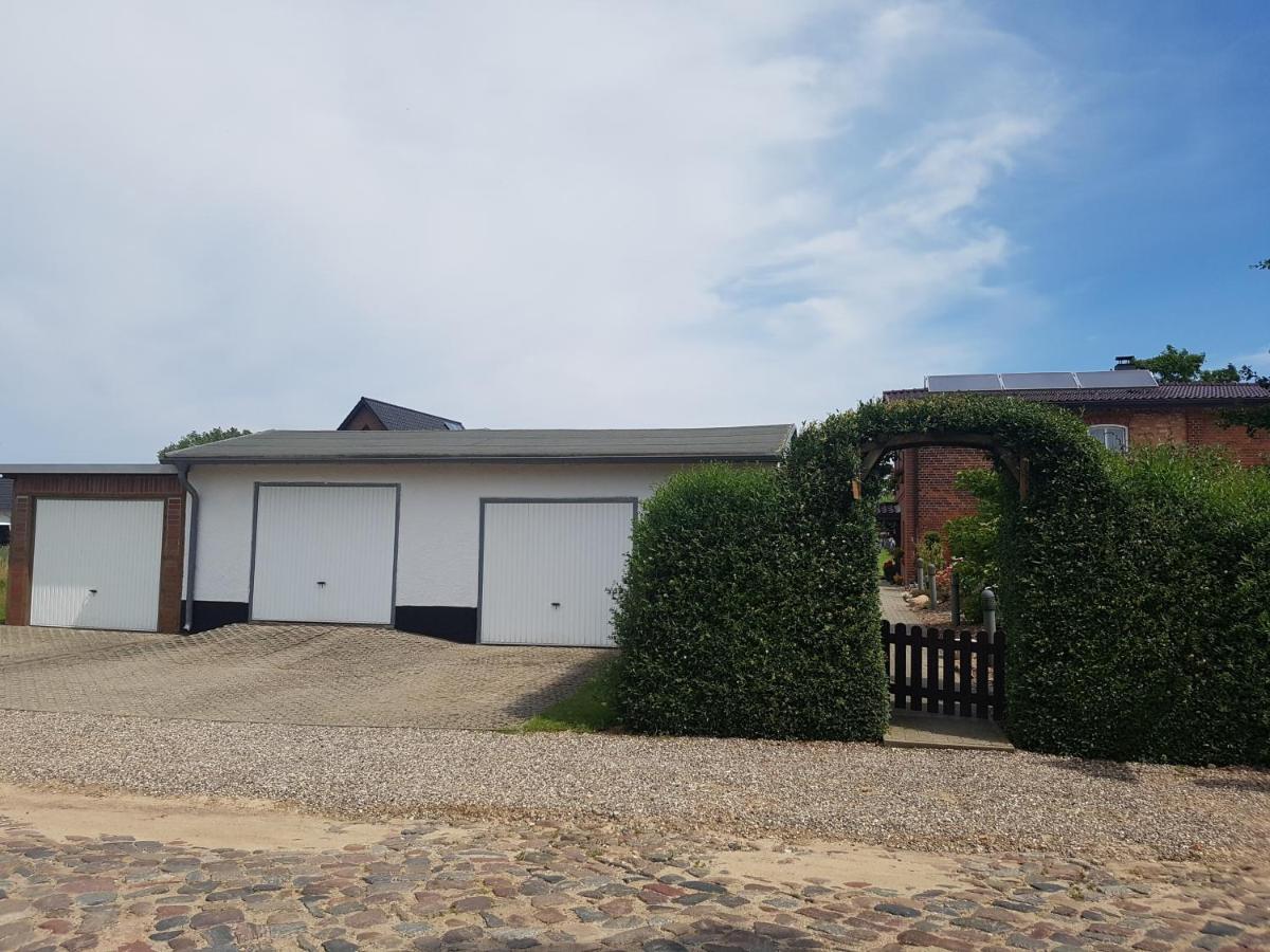 Ferienwohnung Feldstein Hohenkirchen  Exteriör bild
